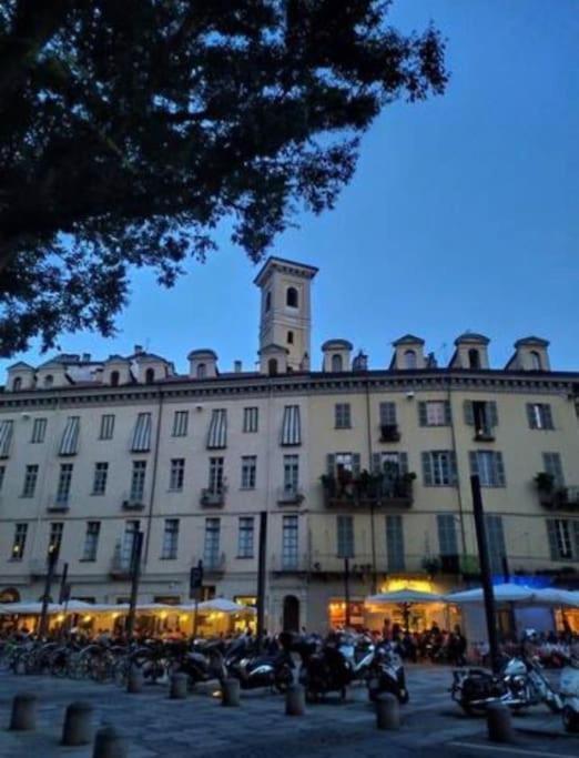Апартаменты Il Balconcino Del Centro Storico Турин Экстерьер фото