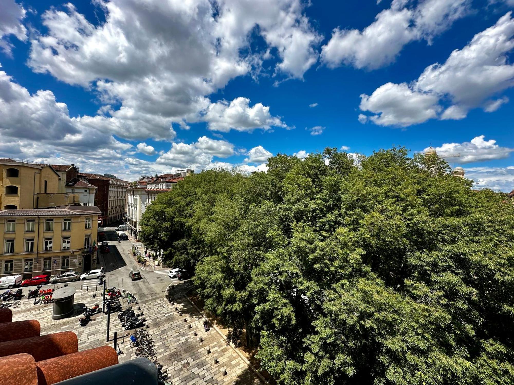 Апартаменты Il Balconcino Del Centro Storico Турин Экстерьер фото